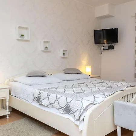 Apartament Knez *